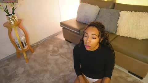 Valerie Style3 online show from February 3, 3:59 am