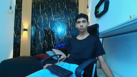 VALERIO  online show from March 8, 3:21 am