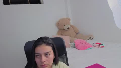 Juli C online show from April 12, 12:36 am