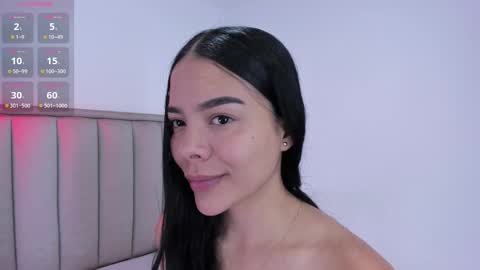 Snapshot of valery__nova chatting on September 30, 2:33 am Cris online show from September 30, 2:33 am