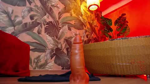 valery_blush online show from October 25, 4:46 am