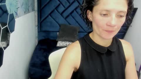 Snapshot of valery_more__ chatting on October 12, 3:26 pm VALERY MORE online show from October 12, 3:26 pm