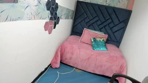 VALERY MORE online show from February 26, 1:58 pm