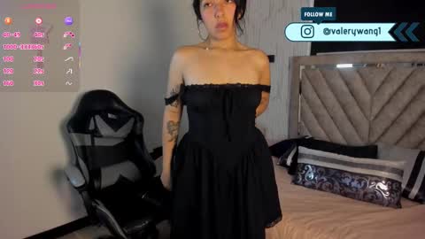 Val online show from March 4, 1:30 pm