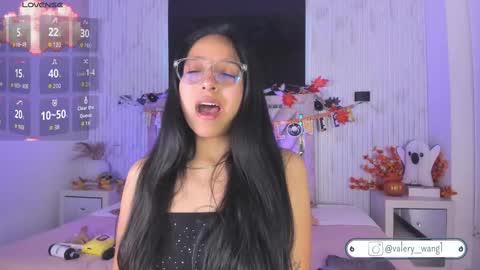 Val online show from October 27, 11:43 am