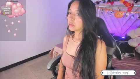 Val online show from October 29, 11:45 am