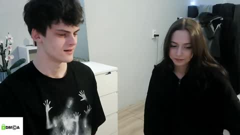 valesios online show from April 23, 8:54 pm