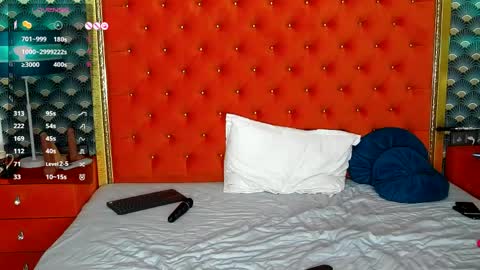 Valerie Val V online show from March 25, 12:34 pm