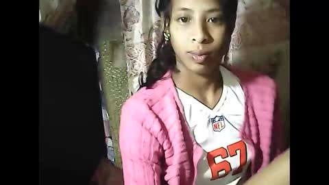 valysexyhot online show from May 26, 6:52 am