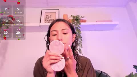 vamp  online show from December 15, 11:23 pm