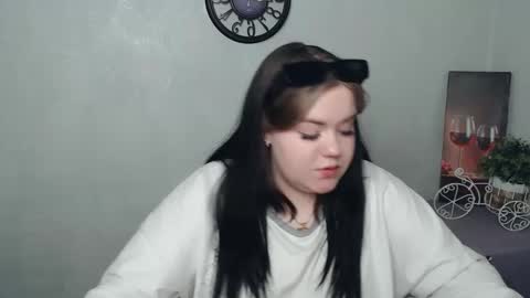 Vanda online show from March 11, 5:02 pm