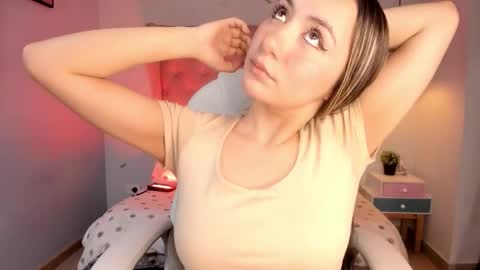 vanelope_evans_ online show from February 28, 1:48 pm