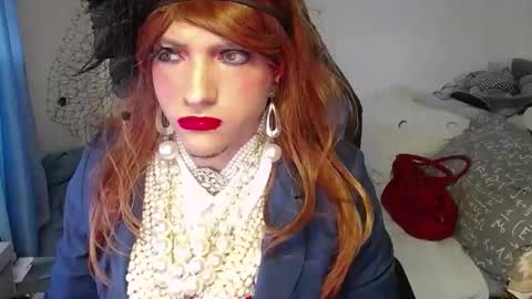 vanesacrossri online show from October 29, 9:22 am