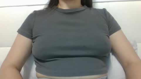 VanesaJewel online show from October 29, 10:54 pm