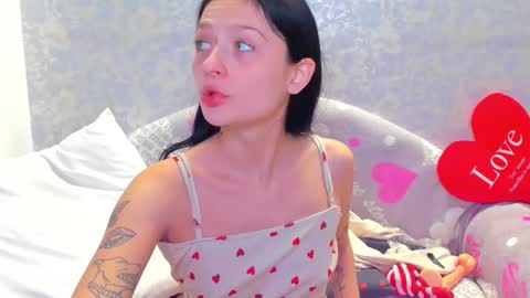 RUSSIAN BARBIE BABE online show from October 19, 12:59 am