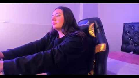 Vanesa online show from February 18, 1:33 pm