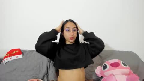 vanessaadol online show from February 16, 11:08 am