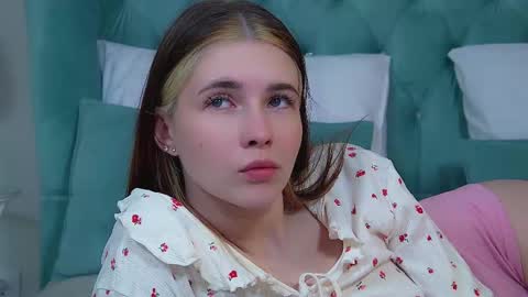 Vanessa online show from March 19, 7:03 am