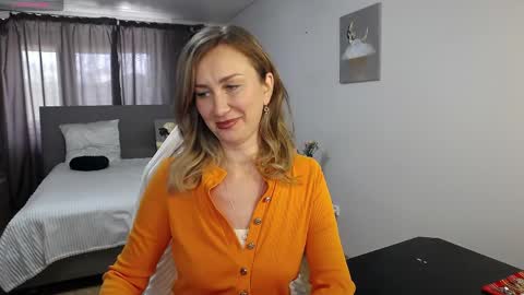 Vanessa  online show from April 17, 8:39 am