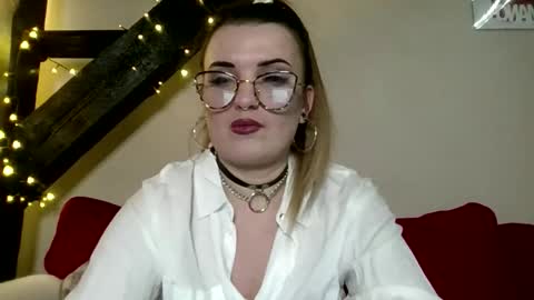 Vanessa online show from February 4, 9:08 pm