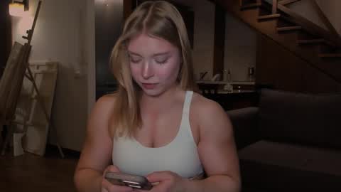 Vanilla online show from November 30, 1:18 pm