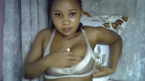 vanillavenus online show from April 15, 12:14 am