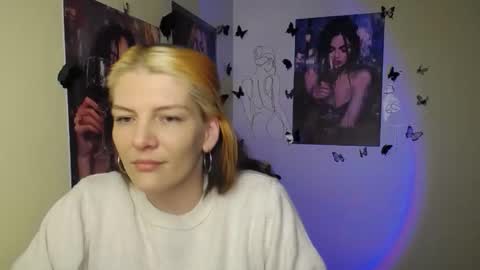 Vanessa online show from March 24, 6:03 pm