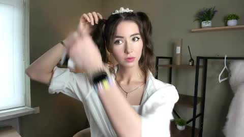 Charline online show from April 23, 9:28 am
