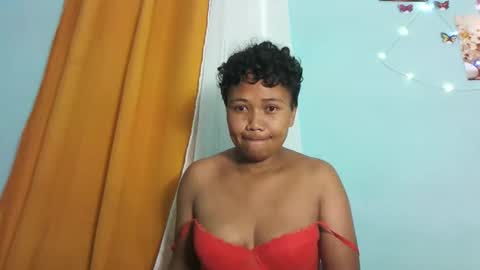 Vayannah online show from March 10, 6:12 pm