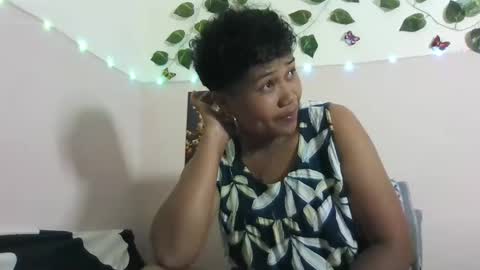 Vayannah online show from June 4, 2:34 pm