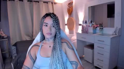 Vayolett Bass online show from January 15, 3:26 am