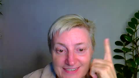 vea_motty online show from October 30, 1:33 pm