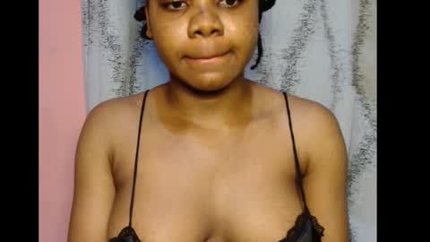 vee62 online show from March 15, 11:13 am