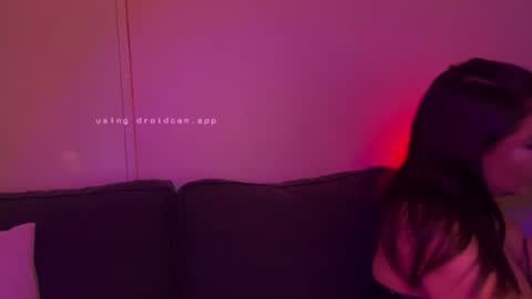 VeeDeeDuo online show from July 2, 11:15 am