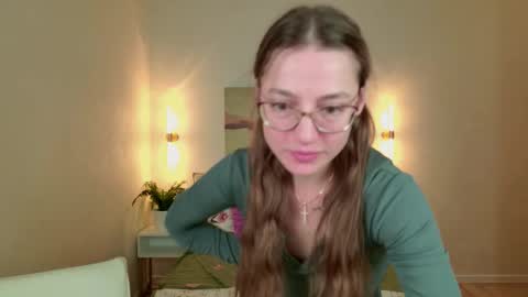 Snapshot of velin_ chatting on October 9, 2:00 pm Lin online show from October 9, 2:00 pm
