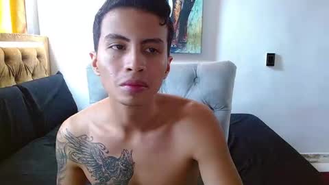 velk_hot1 online show from March 26, 2:00 pm