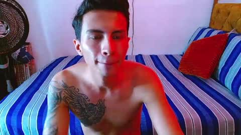 velk_hot1 online show from May 21, 4:02 pm