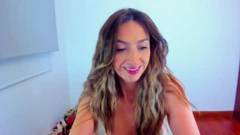 Sara online show from June 6, 11:32 pm