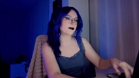 Violet online show from March 19, 10:54 am