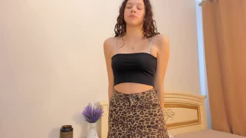 Kelly online show from April 11, 7:45 am