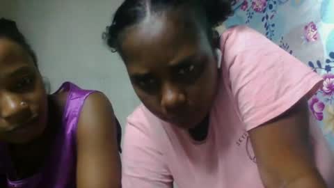venisca98 online show from May 14, 7:39 am