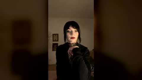 venom_goddess online show from July 2, 8:03 pm