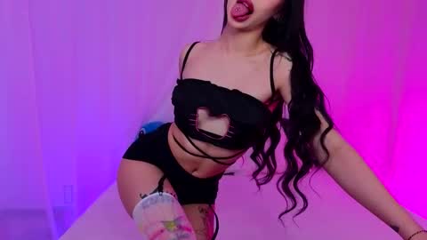 Vivian online show from December 4, 3:50 am