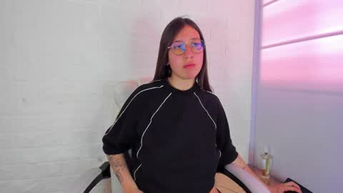 venurmorgan online show from December 19, 5:19 pm