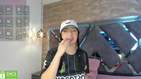 Venus online show from December 14, 12:55 pm