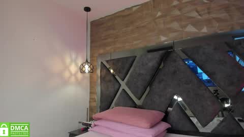 Venus online show from March 6, 11:53 am