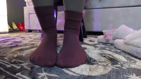 venusinylons online show from December 21, 4:46 pm