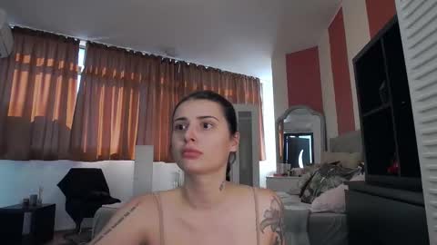 venusinylons online show from November 3, 11:33 am