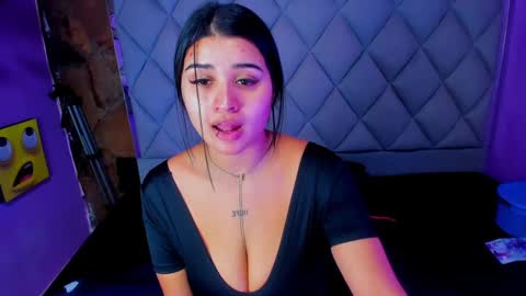 Venusowen  online show from September 22, 1:26 pm