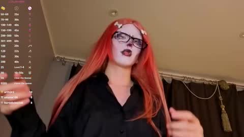 Erica online show from November 24, 9:02 pm